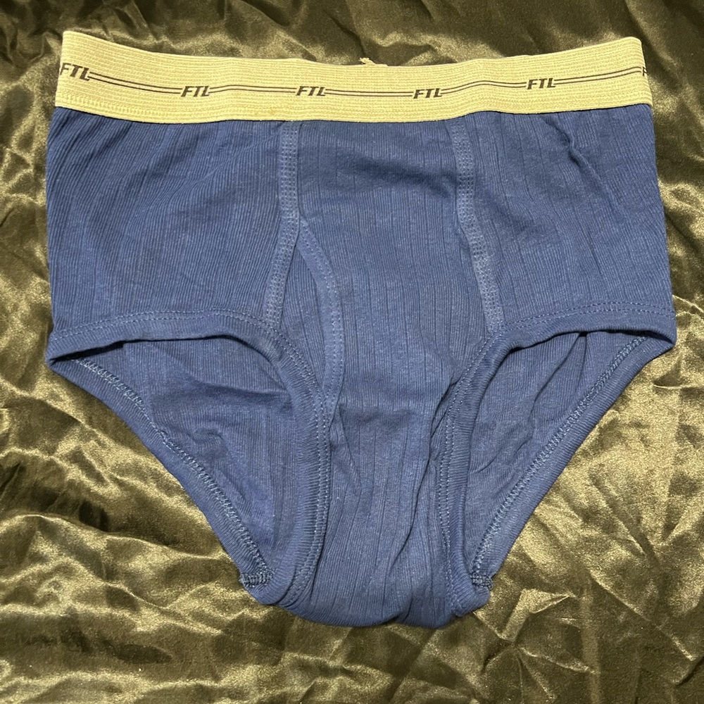 Vintage-90s Fruit of the Loom Brief- RARE ‼️